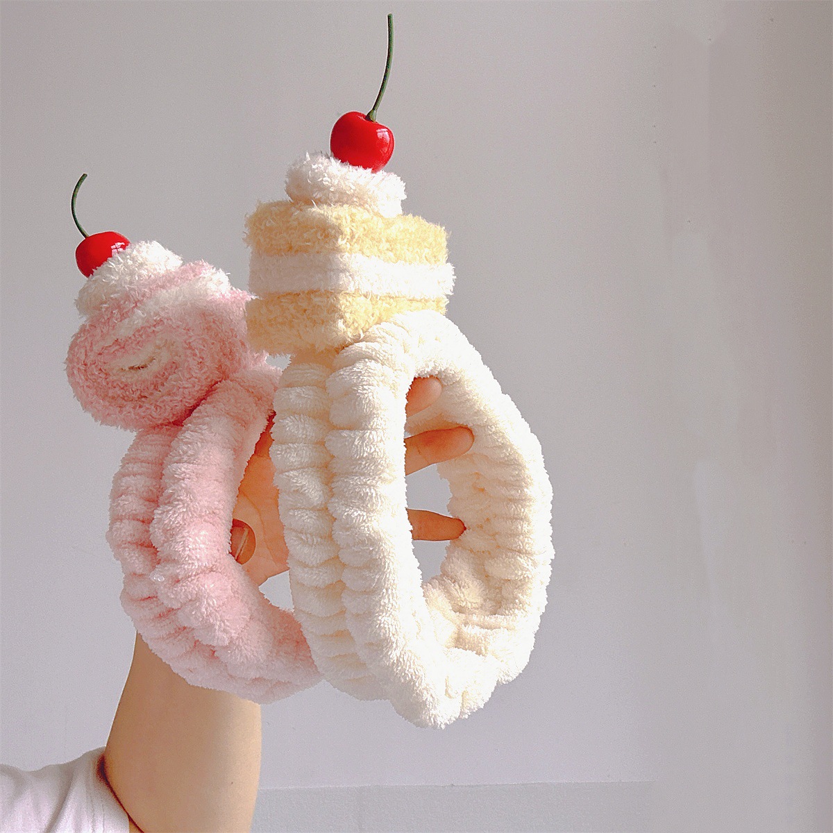Women Fashion Fun - Fun and cute dessert three-dimensional plush