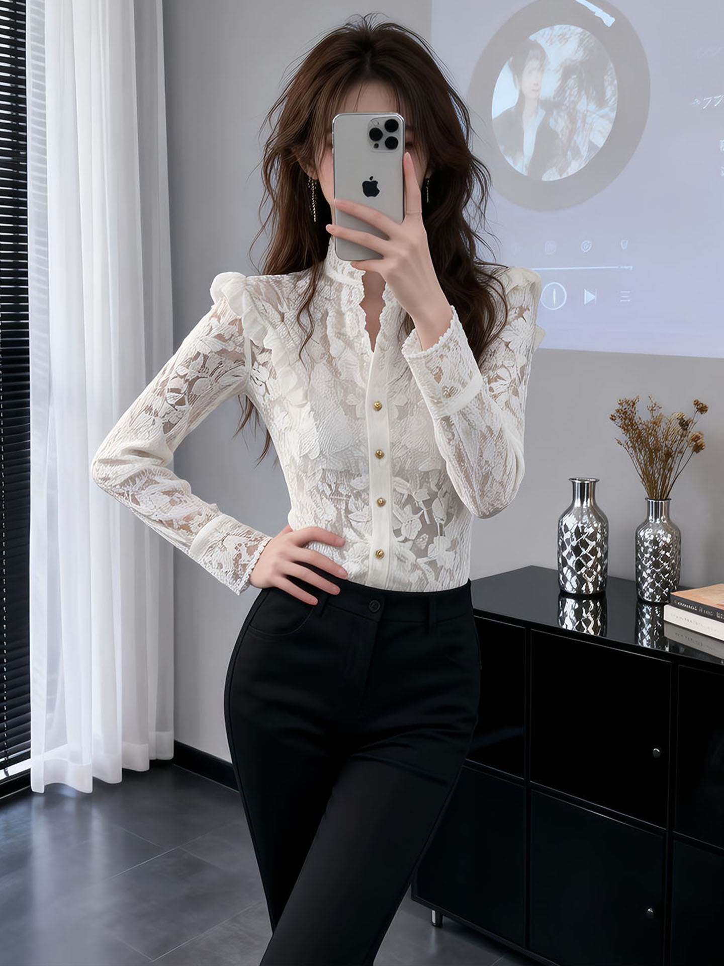 Elegant White Lace Shirt Korea - Women'S Fashion Of The 50S recension och pris