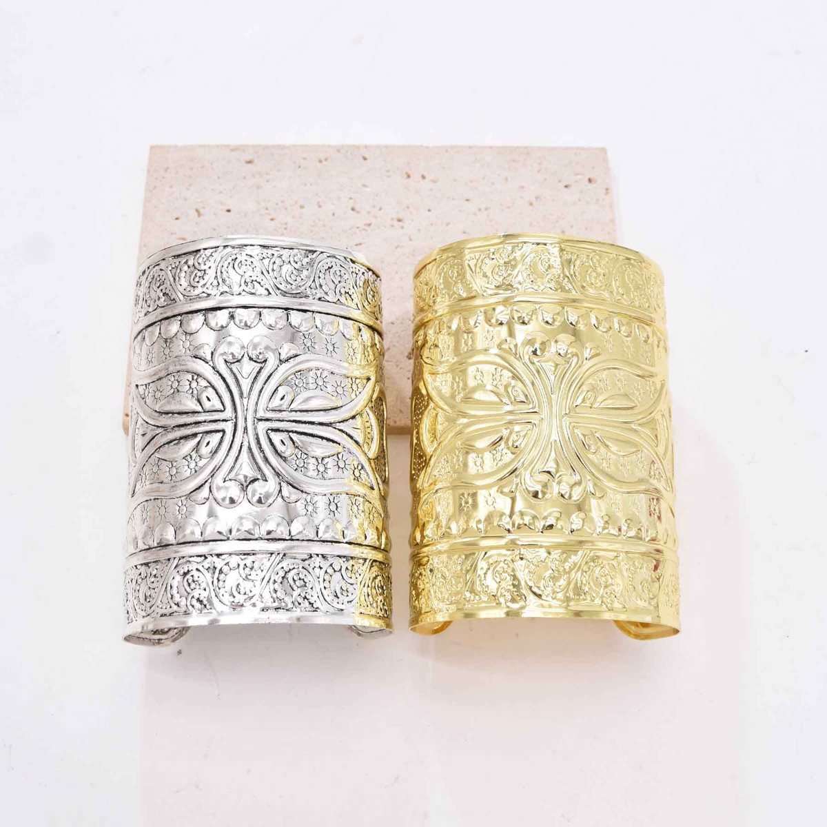 Vintage Alloy Carved Flower Cu - Women Fashion Pakistan recension och pris