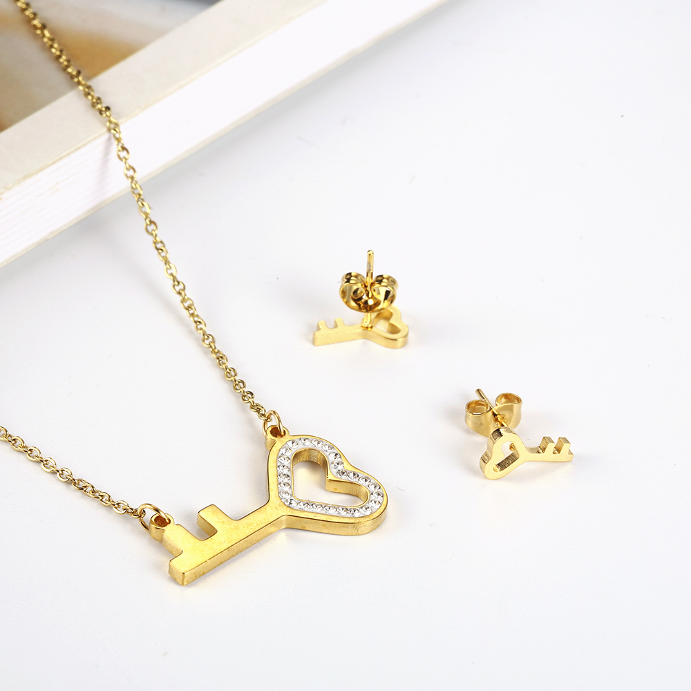 OUFEI Stainless Steel Jewelry  - Women'S Fashion Vogue recension och pris